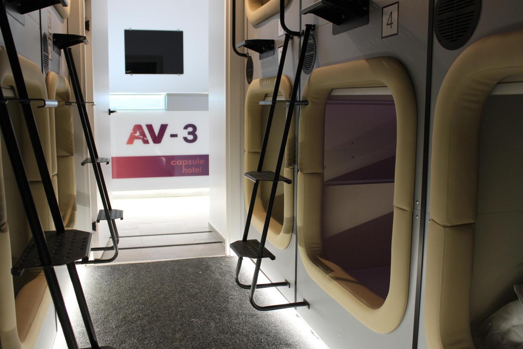 Av-3 Capsule Hotel Kiev Buitenkant foto